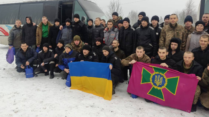Żołnierze z Ukrainy oswobodzeni z rosyjskiej niewoli.