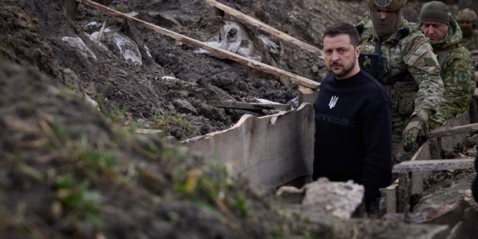 Prezydent Ukrainy W. Zełeński wizytuje pozycje w obwodzie sumskim